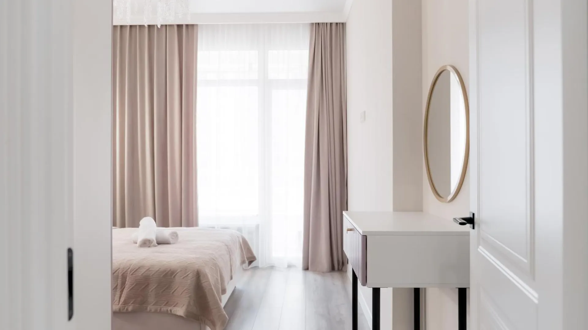 2 Bedroom Lux In Estet Residence By Zalina Apart Almaty 0*,