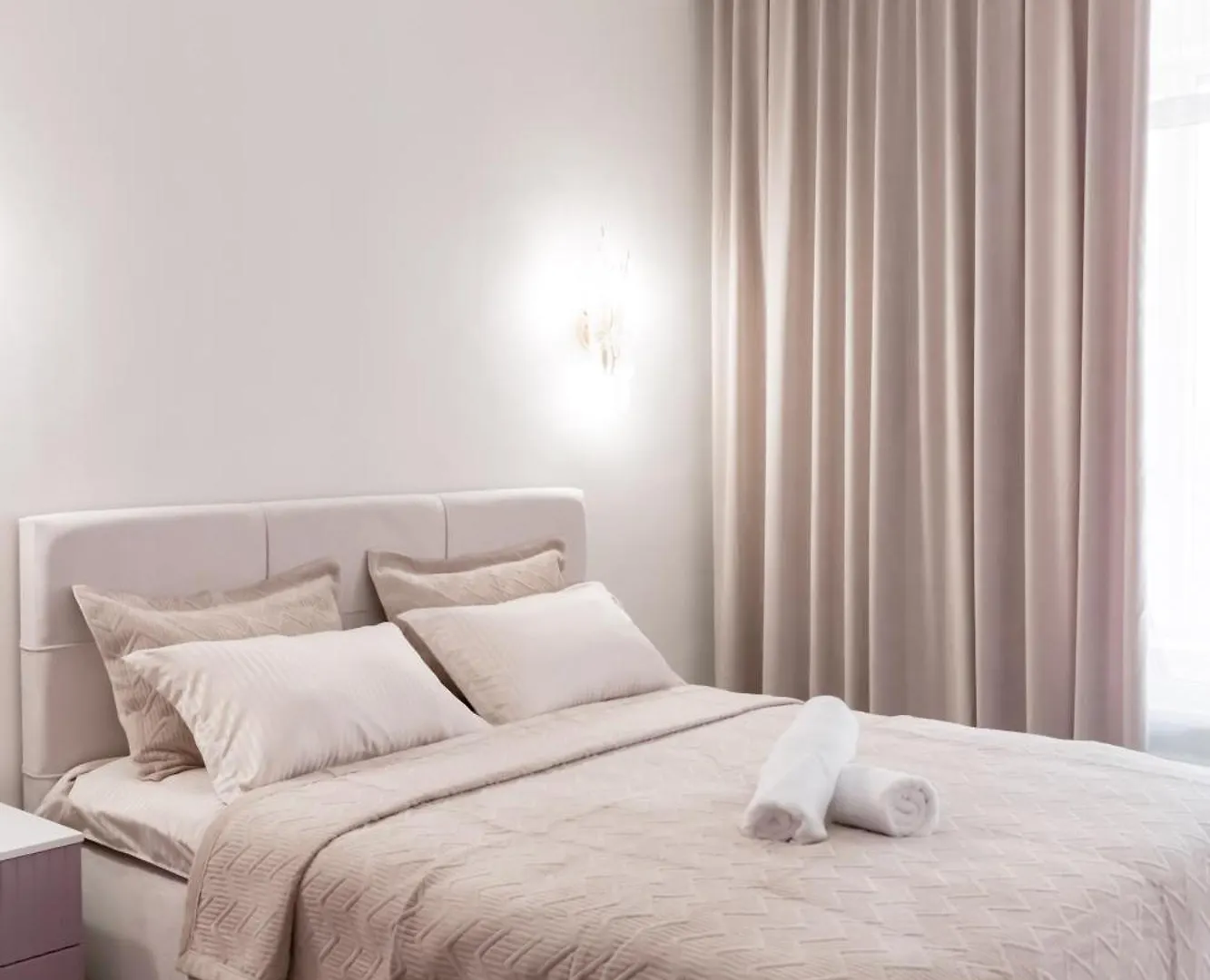 2 Bedroom Lux In Estet Residence By Zalina Apart Almaty